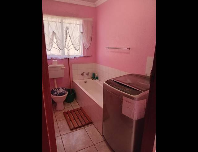 0 BEDROOM PROPERTY TO RENT IN PROTEA GLEN
